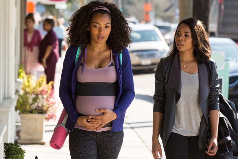 In this image released by Sony Pictures, Jaz Sinclair, left, and Regina Hall appear in a scene from "When The Bough Breaks." (Michele K Short/Screen Gems, Sony Pictures via AP) | mb.com.ph