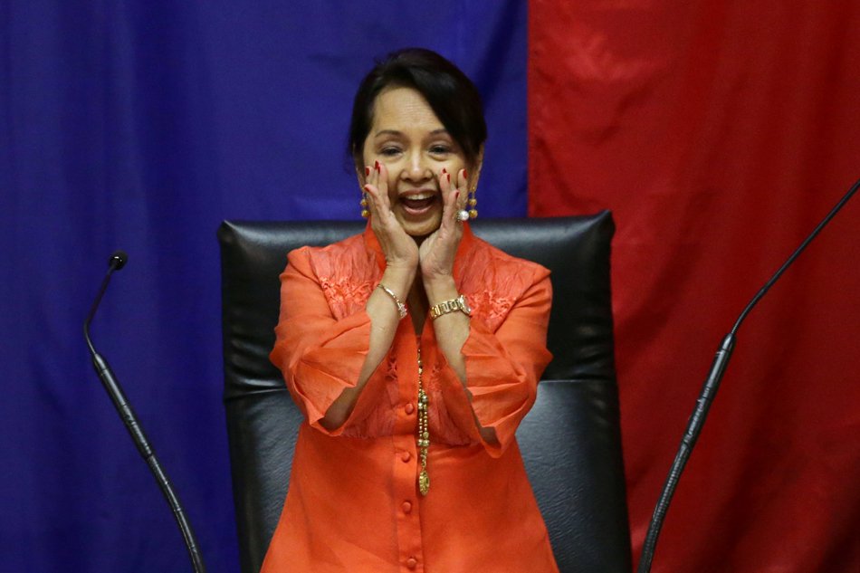 Nilinaw ni Arroyo kung ano ang sinasabi sa kumalat na larawan