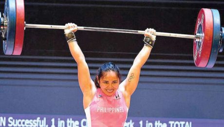 Hidilyn retains weightlifting title